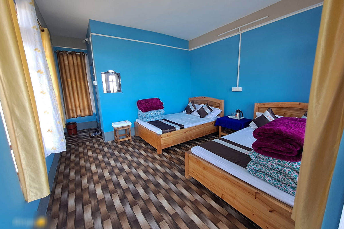 Grasshopper Nirusri Homestay